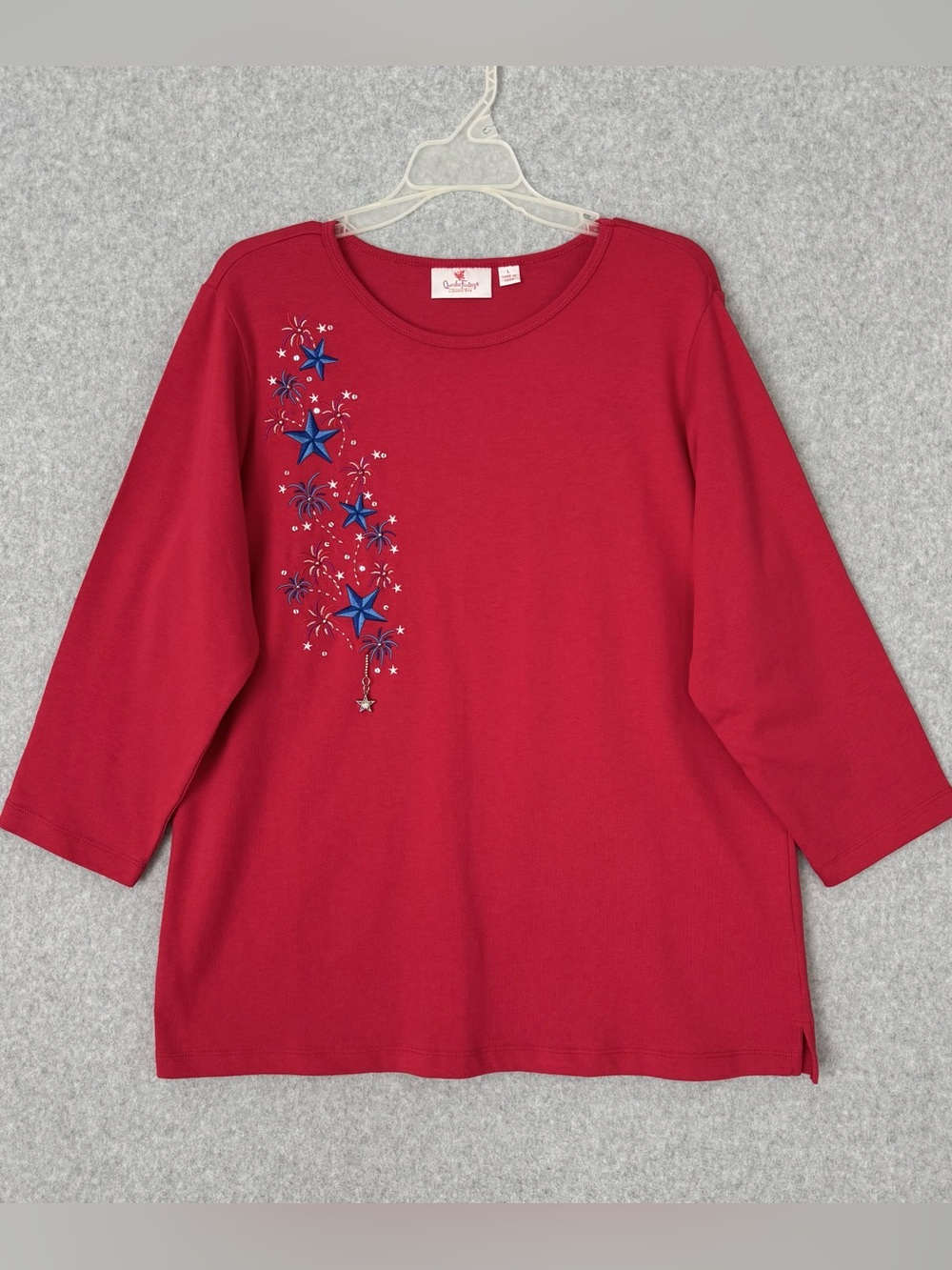 Quacker Factory Top Large Red Embroidered 3/4 Sleeve Stars Fireworks 100% Cotton